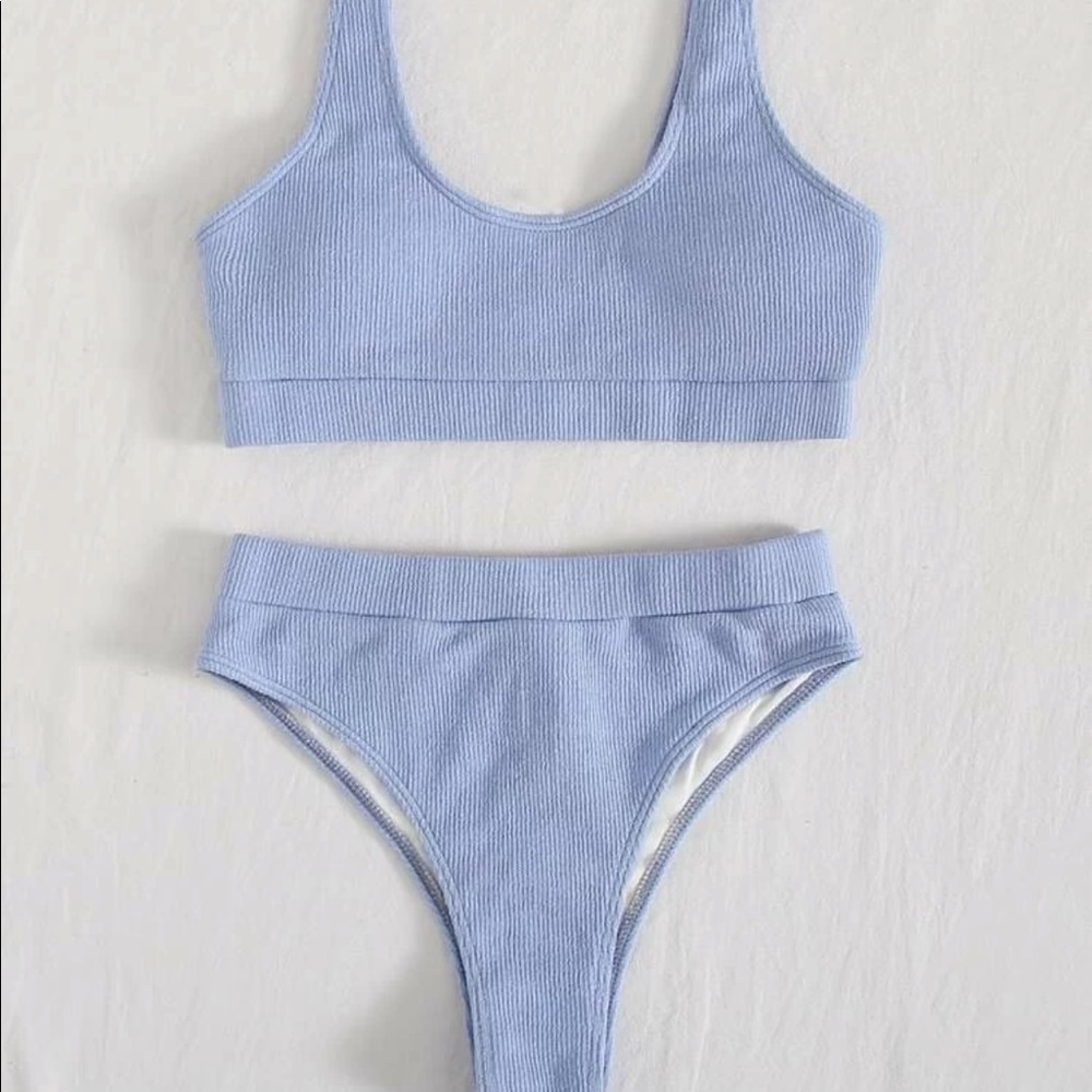 Pretty blue high waisted bikini